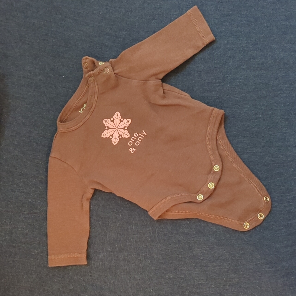 Onesie 0-3 month